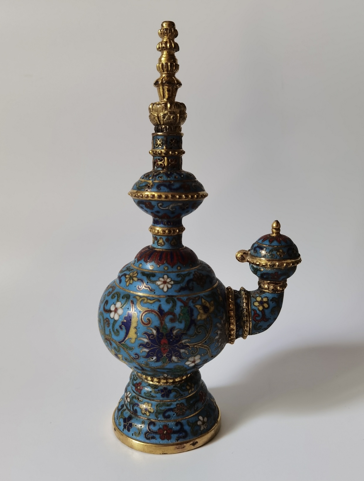 Qing Dynasty Cloisonné Enamel Kundika — image 1